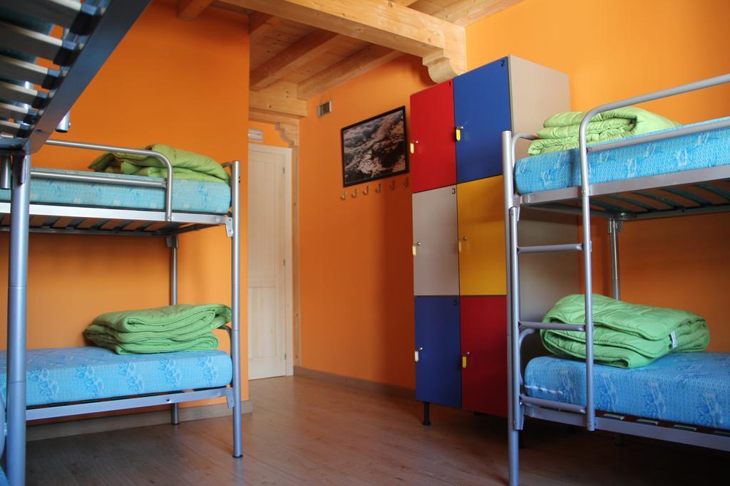 Hostel Curavacas Triollo Номер фото